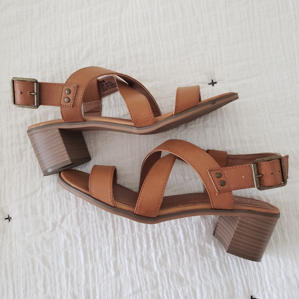 Brown Strappy Block Heel Sandals size 8 1/2